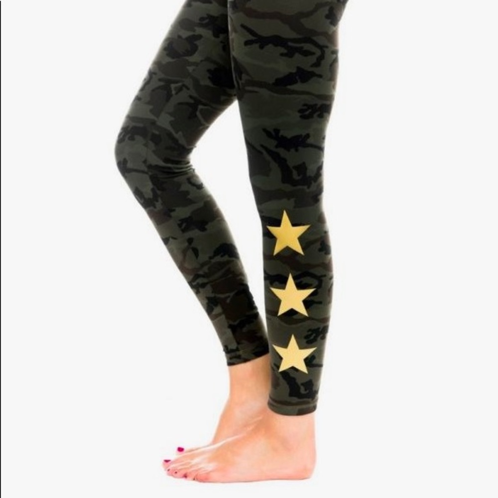 NWOT Strut-This Star Ankle Legging